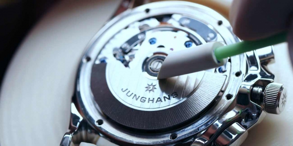 Junghans Uhren Manufaktur Uhrwerk